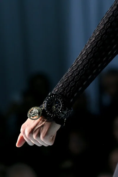 Look 34